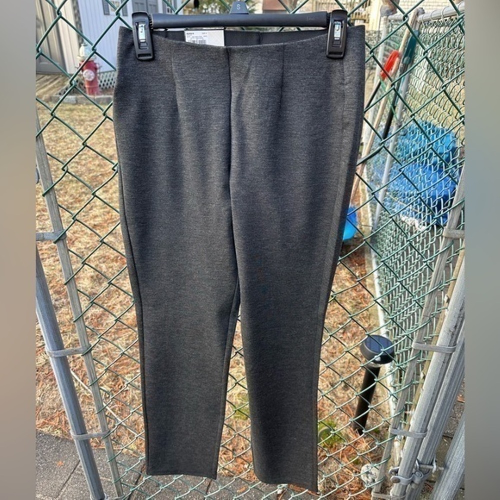 Dana Buchman Women’s Charcoal Slimming Pointe Dress Pants‎ (Small) (NWT)